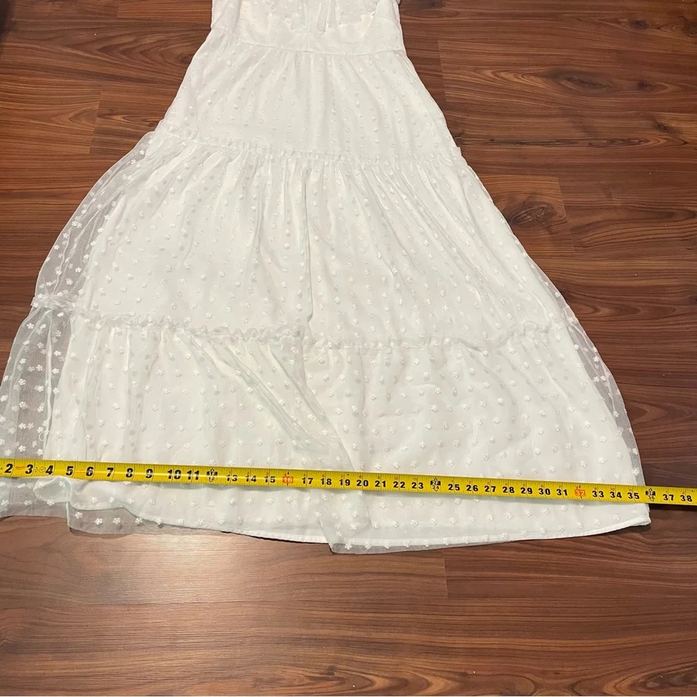 Tuckernuck, Blanc Giselle Tulle Gown, Medium - Picture 12 of 13